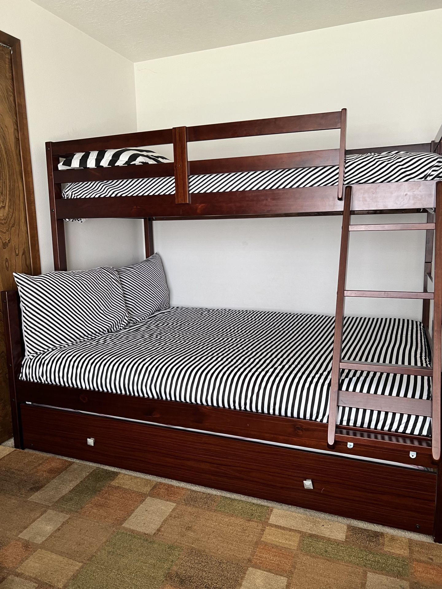 Like New Bunk Bed W/ Trundle Underneath