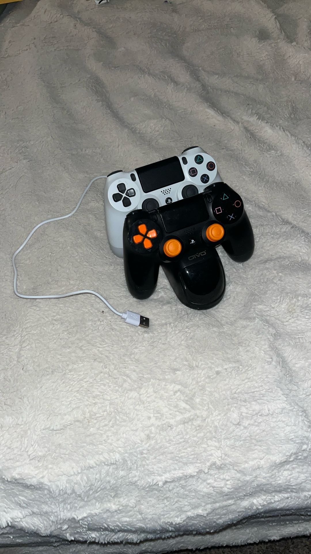 PS4 Controller 