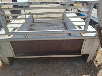 Back bed