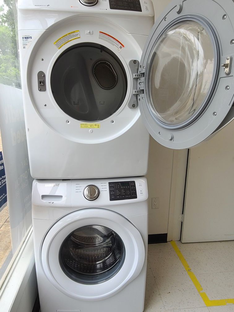 Samsung front load washer and electric dryer set used in good condition with 90 days warranty