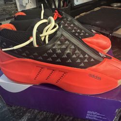 ADIDAS CRAZY INFINITY 