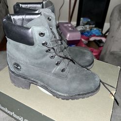 Timberland Women’s Heeled Boots Black Size 9