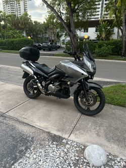 Suzuki  DL1000 V- Strom