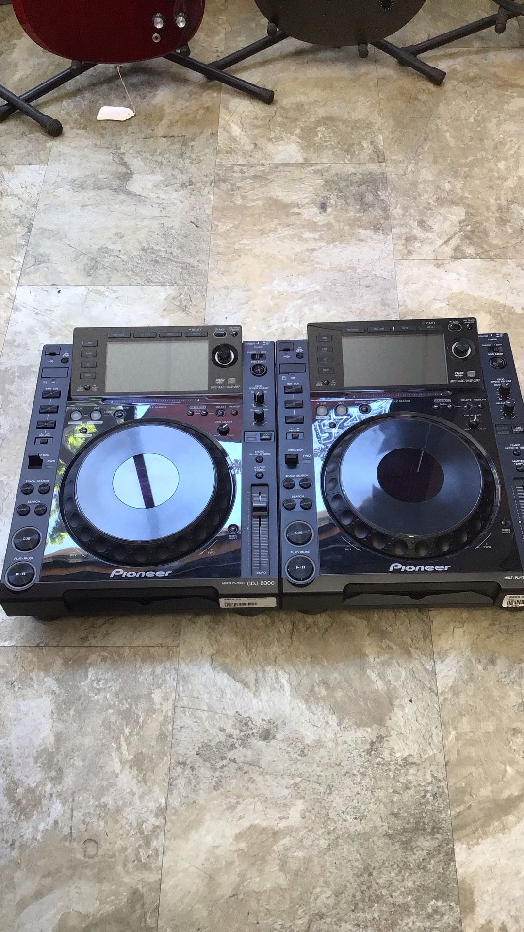 Pioneer CDJ-2000 Turntable $899 EACH ONE (2 Available)
