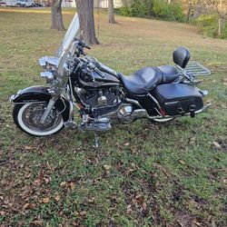 2003 Harley Davidson Road King 100th Anniversary