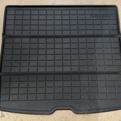 Volvo XC40 OEM Cargo Mat