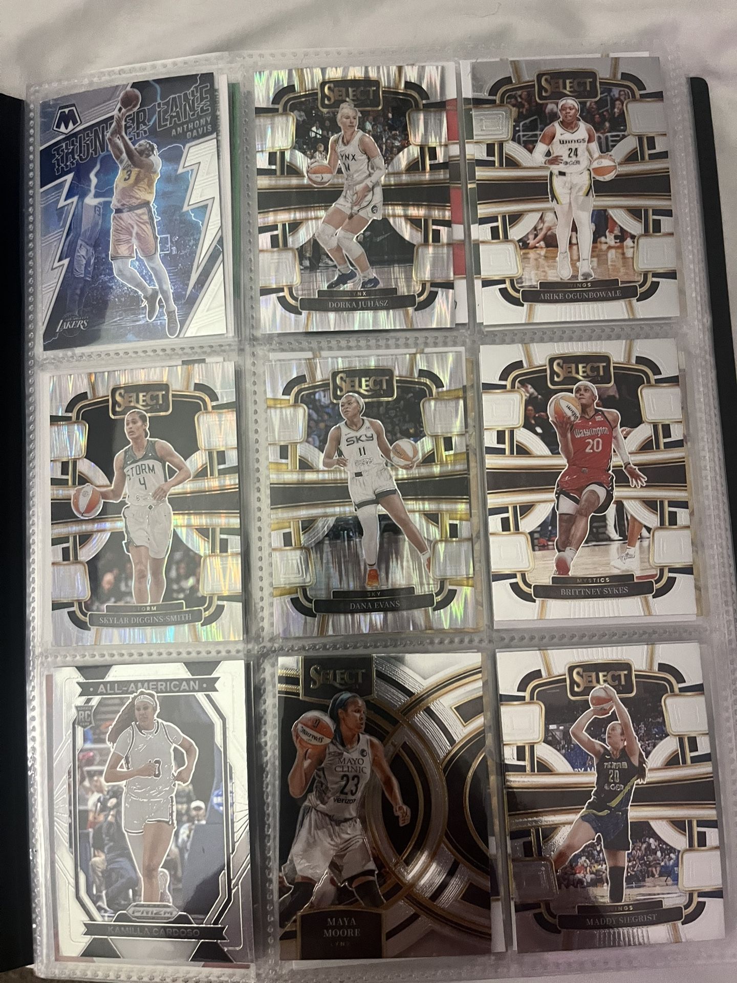 Huge Binder Of Basketball Cardin