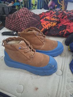 Unisex blue bottom authentic uggs