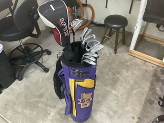 XLR golf clubs in Washington Husky golf bag