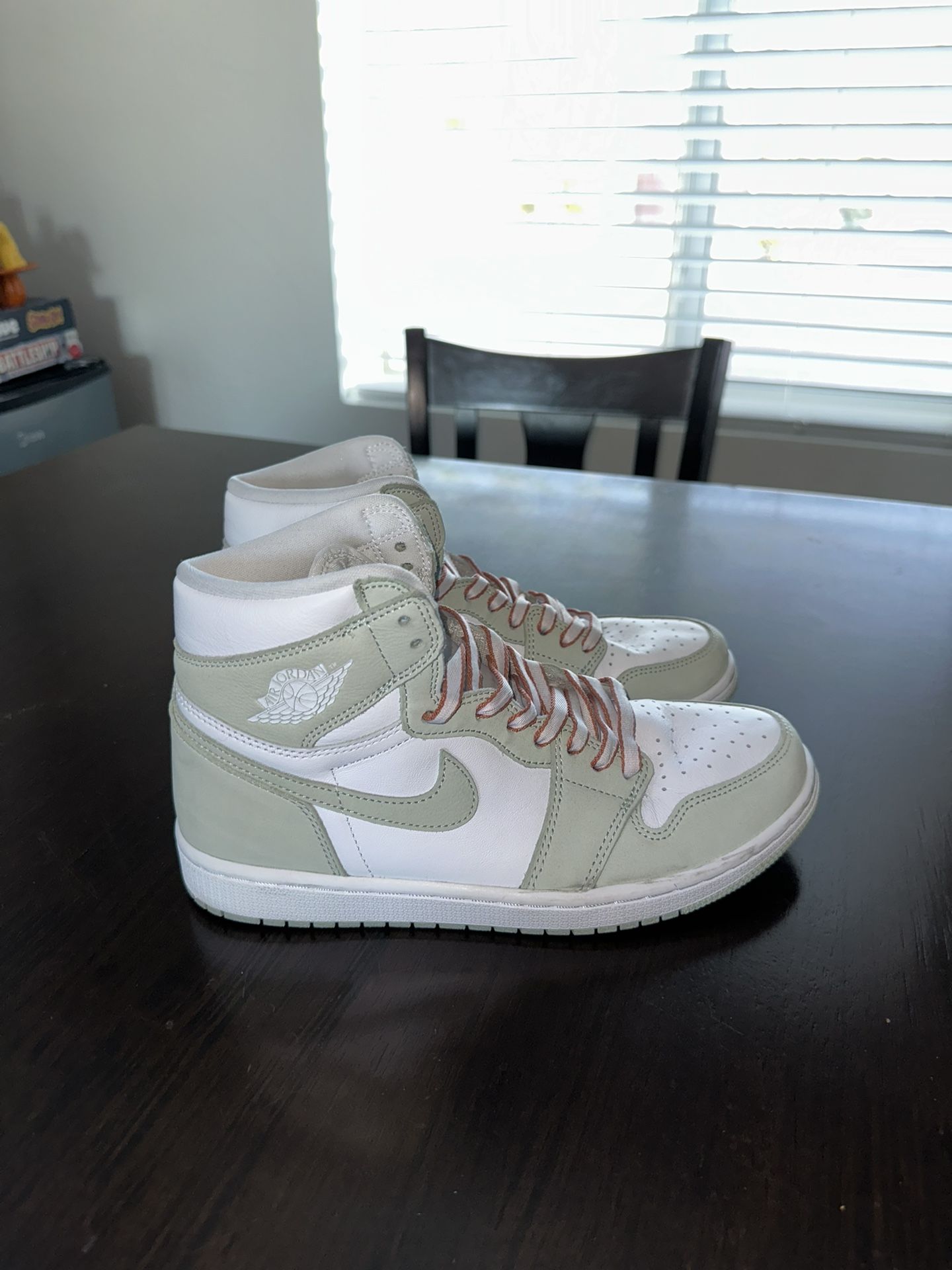 Air Jordan 1 Mid “Dutch Green”