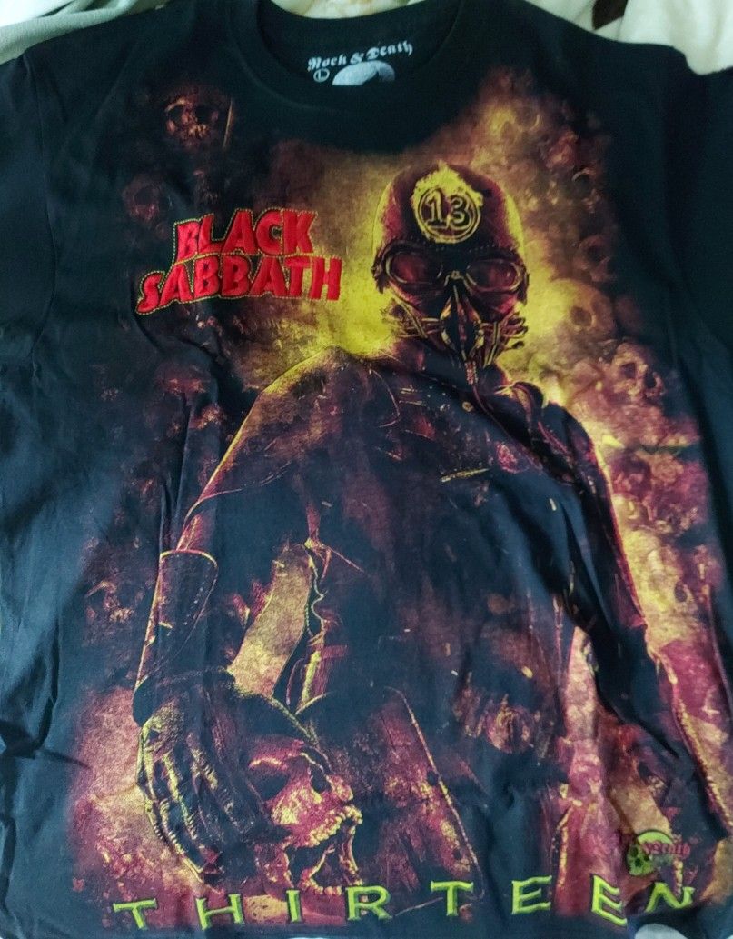 T SHIRT SIZE L. Red Embroidered Letters.