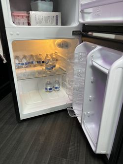 Mini Fridge Used But Good Condition