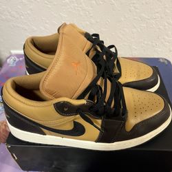 Size 10 Air Jordan 1