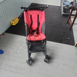 Gb Stroller that  Folds Smaller for Planes