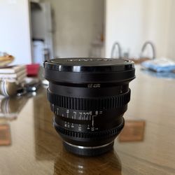 SLR Magic 15mm Micro Prime CINE Lens (Fujifilm X-Mount)