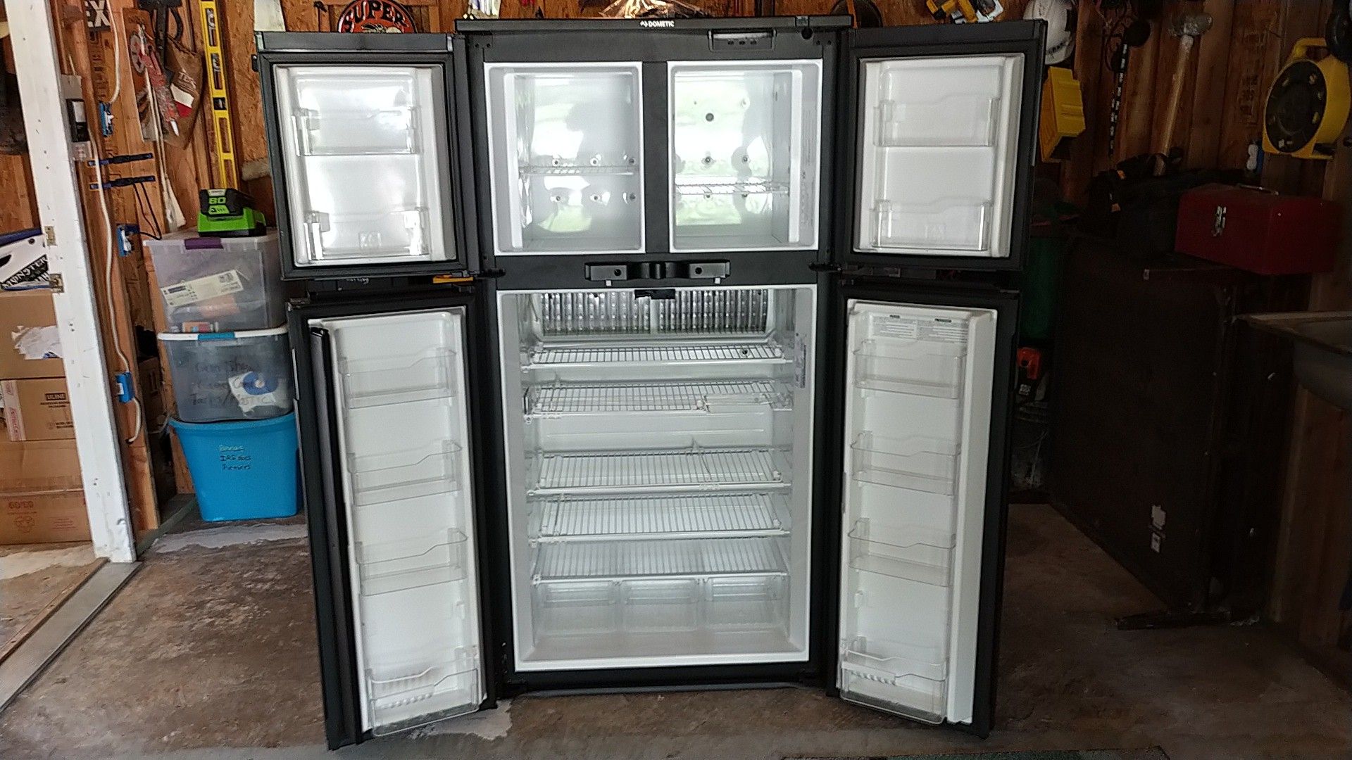 Domestic Absorption RV Refrigerator