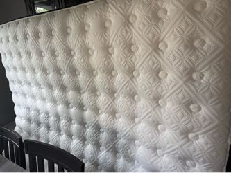 Stearns & Foster (estate)  firm KING mattress