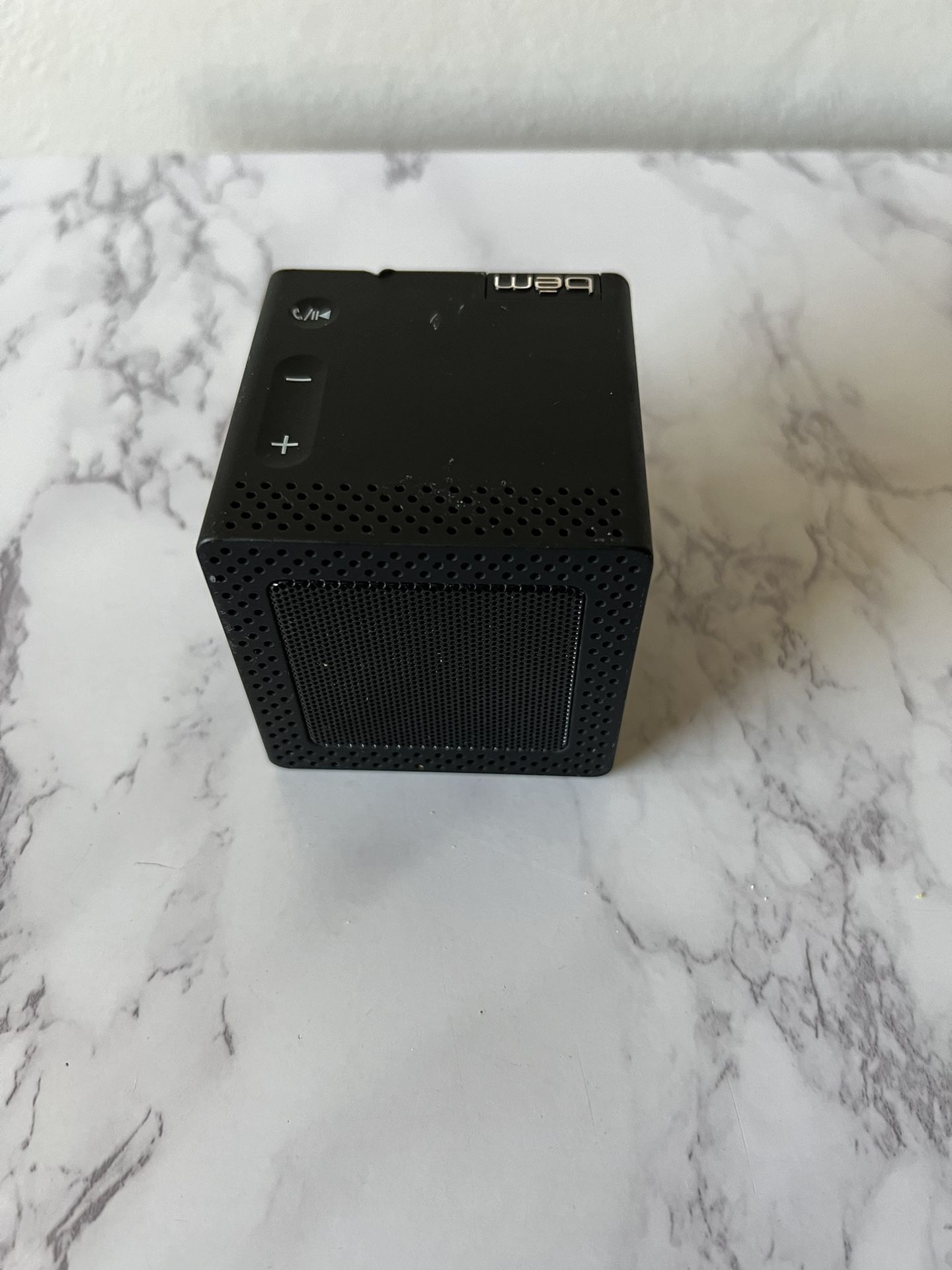 BEM Wireless HL2739 Black Compact Bluetooth Portable Mini Speaker