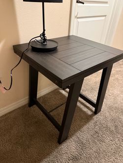 End table