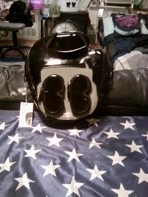Felix Messenger Bag.