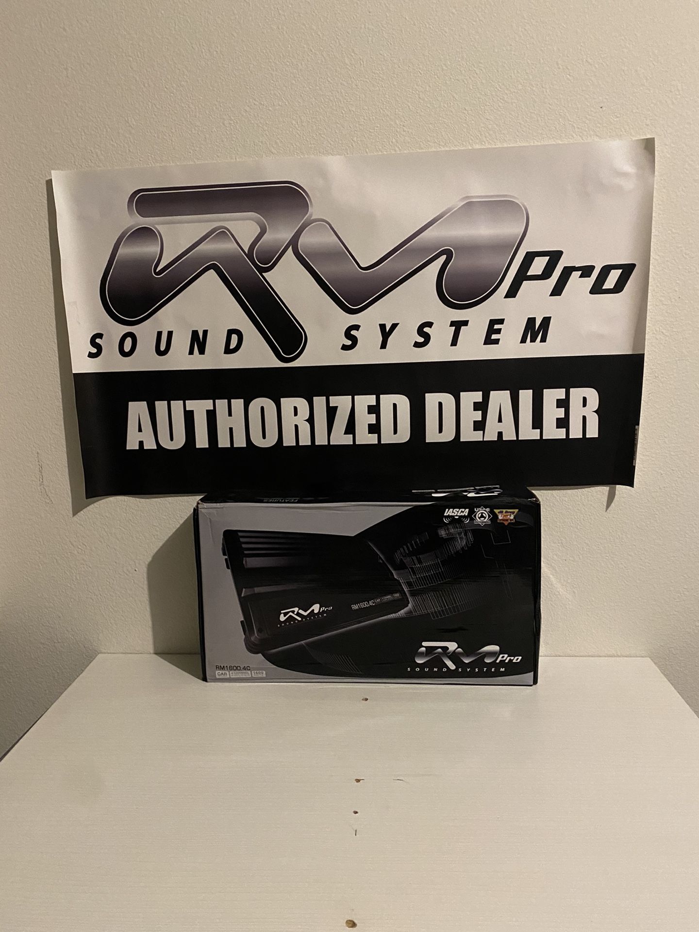 AMPLIFIER 1600.4 RMPRO