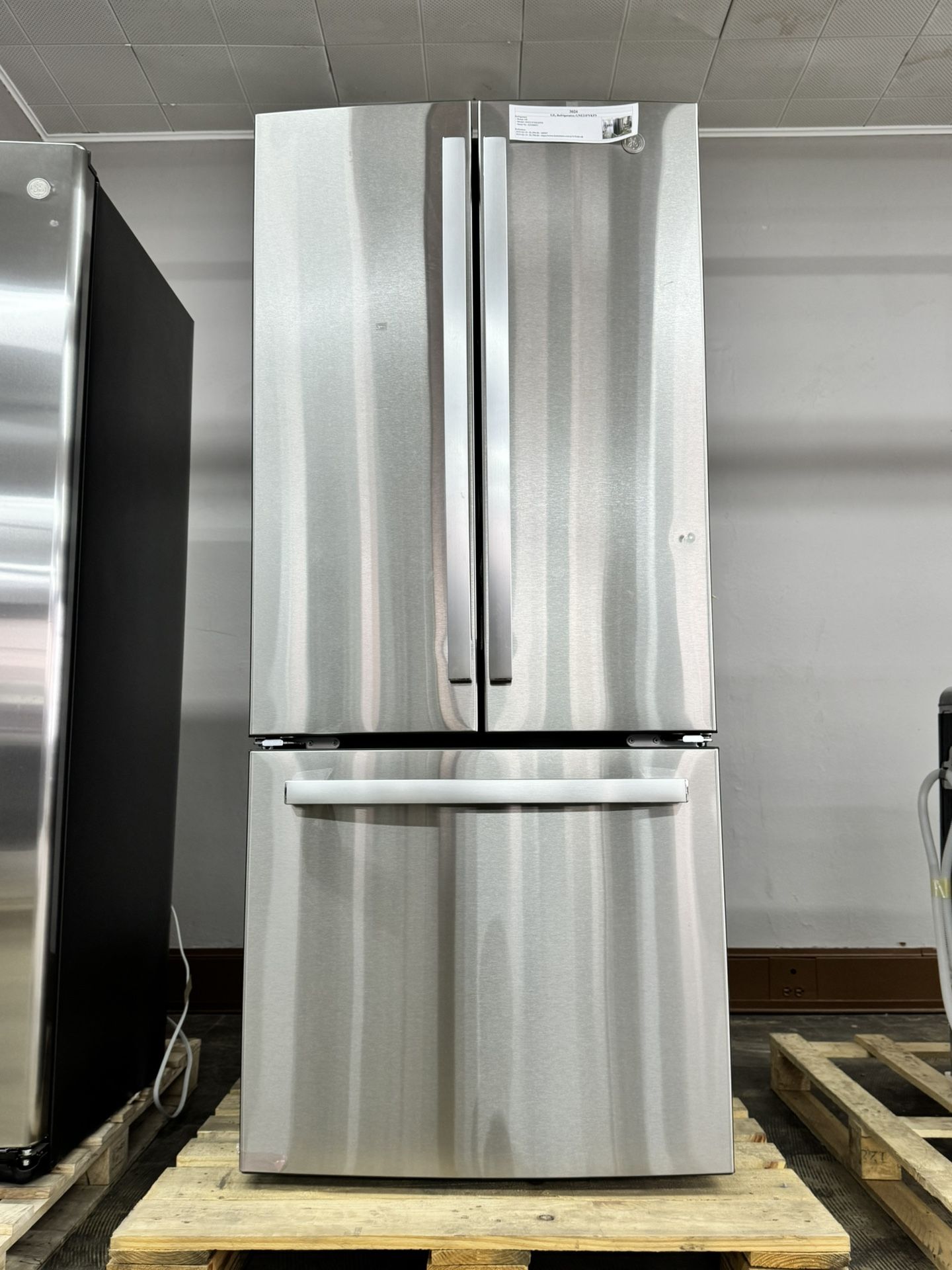 GE 20.8 cu. ft. French Door Refrigerator – Stainless Steel – Model GNE21DSKSS 