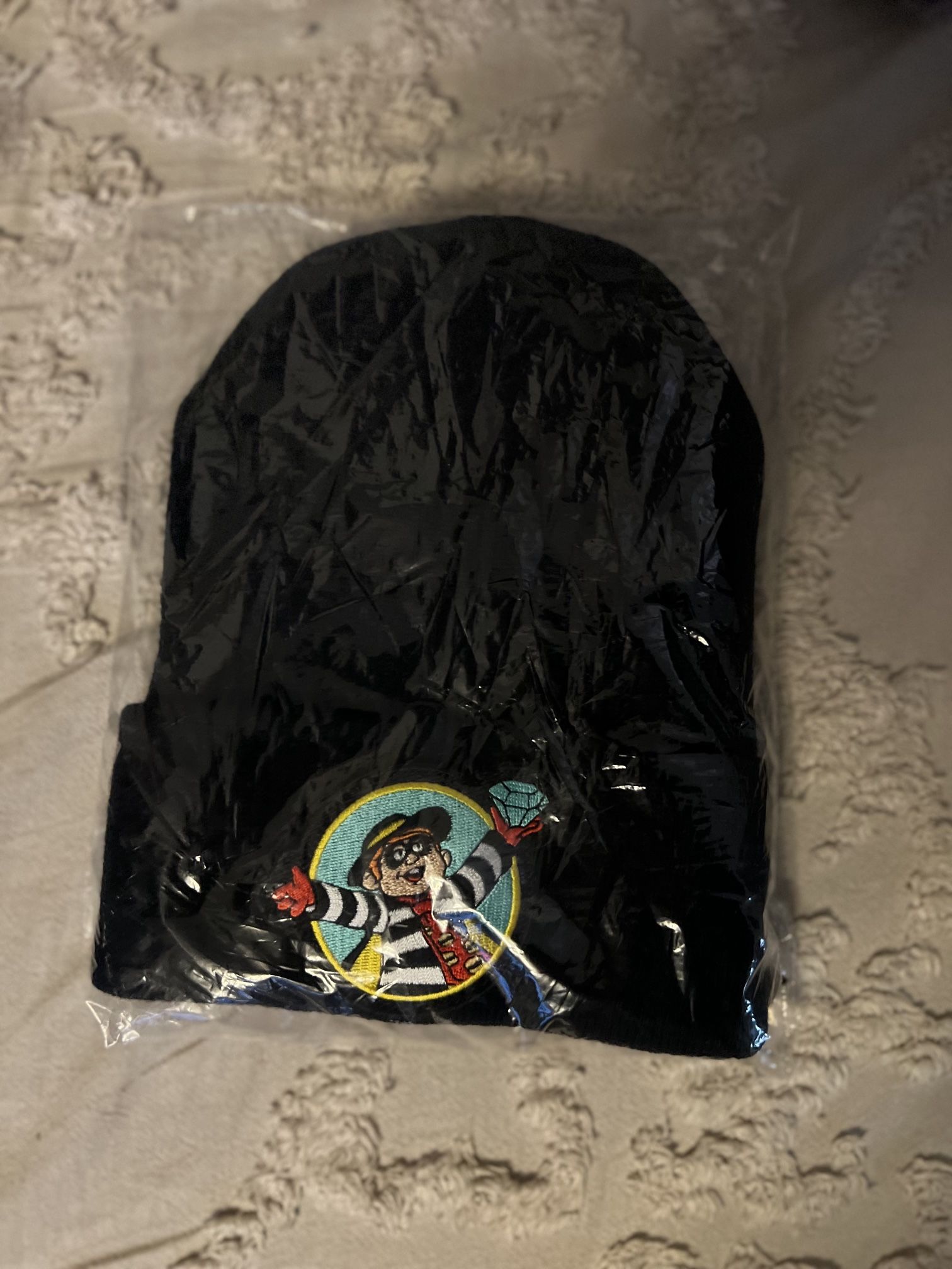 DIAMOND SUPPLY CO. X MCDONALDS COLLAB BEANIE