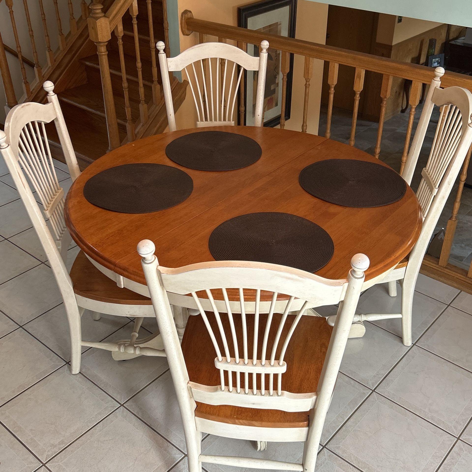 Country style kitchen table