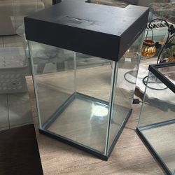 TOPFIN 10 Gal (I think) Aquarium