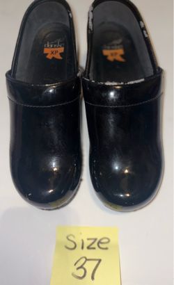 Dansko size 37