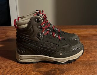 Vasque Kids Hiking Boots with Red Laces size 2