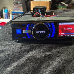 Alpine iDA-X100 And Alpine Cha-s634 for Sale in Pomona, CA - OfferUp