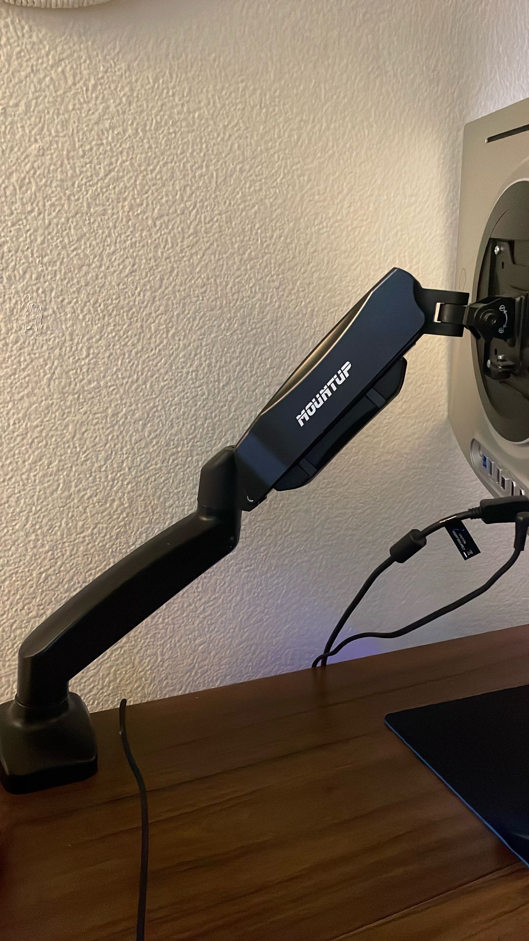 Monitor Arm