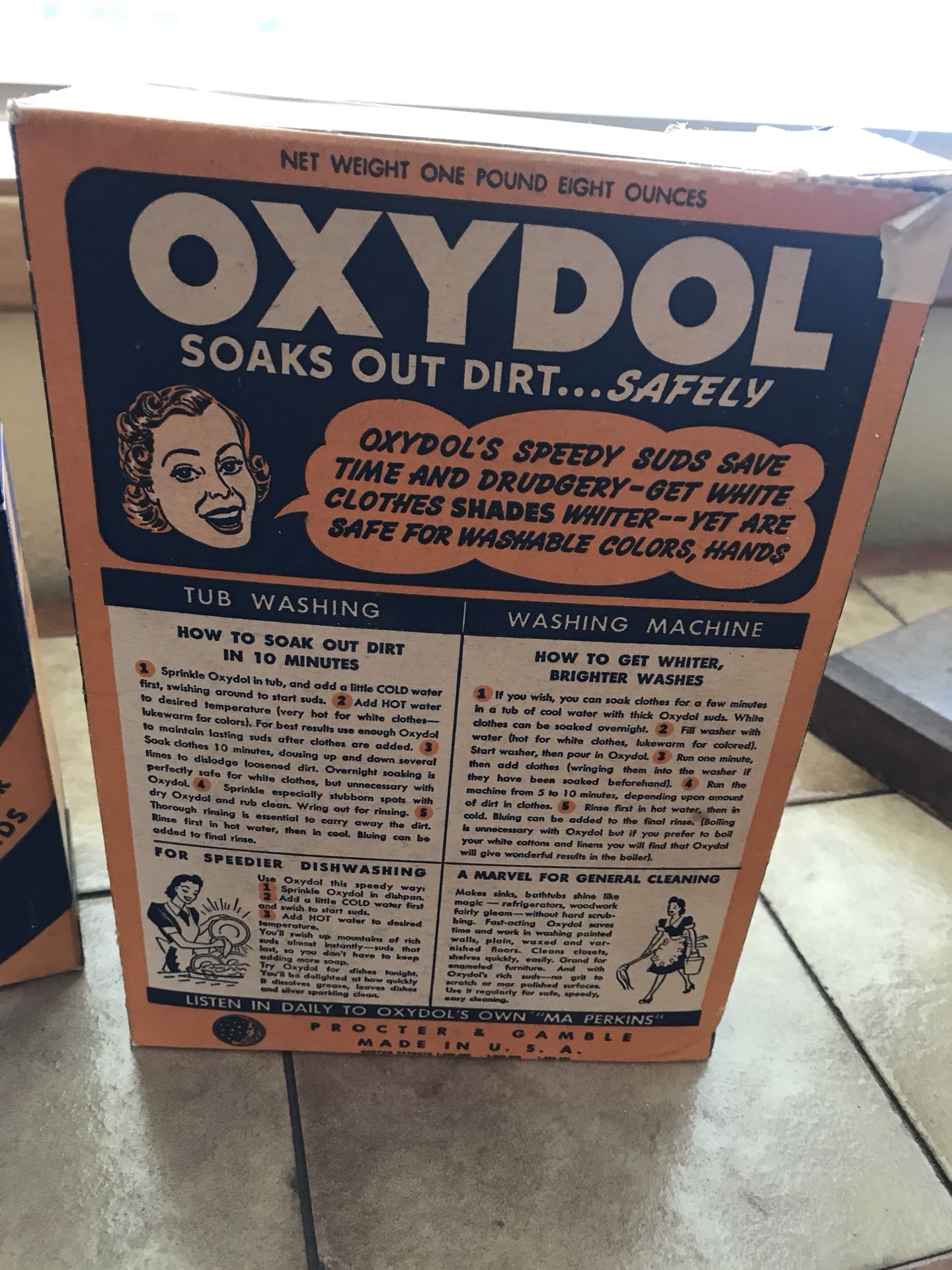 Oxydol detergent boxes with some detergent in them