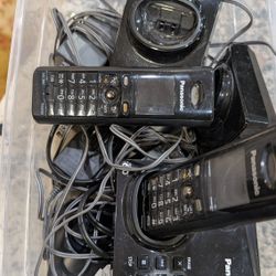Wireless Phone System With 2 Phones. Free