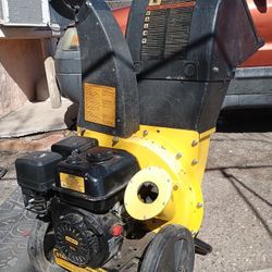 Stanley Ch2 2.25 Chipper Shredder 212cc $130