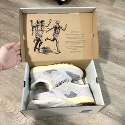 KARHU lilac/grey Unisex sneakers size men’s 7 women’s 8.5