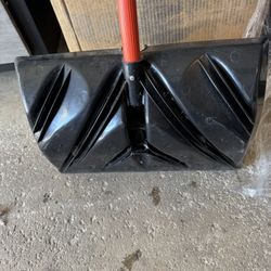 Snow Pusher Shovel