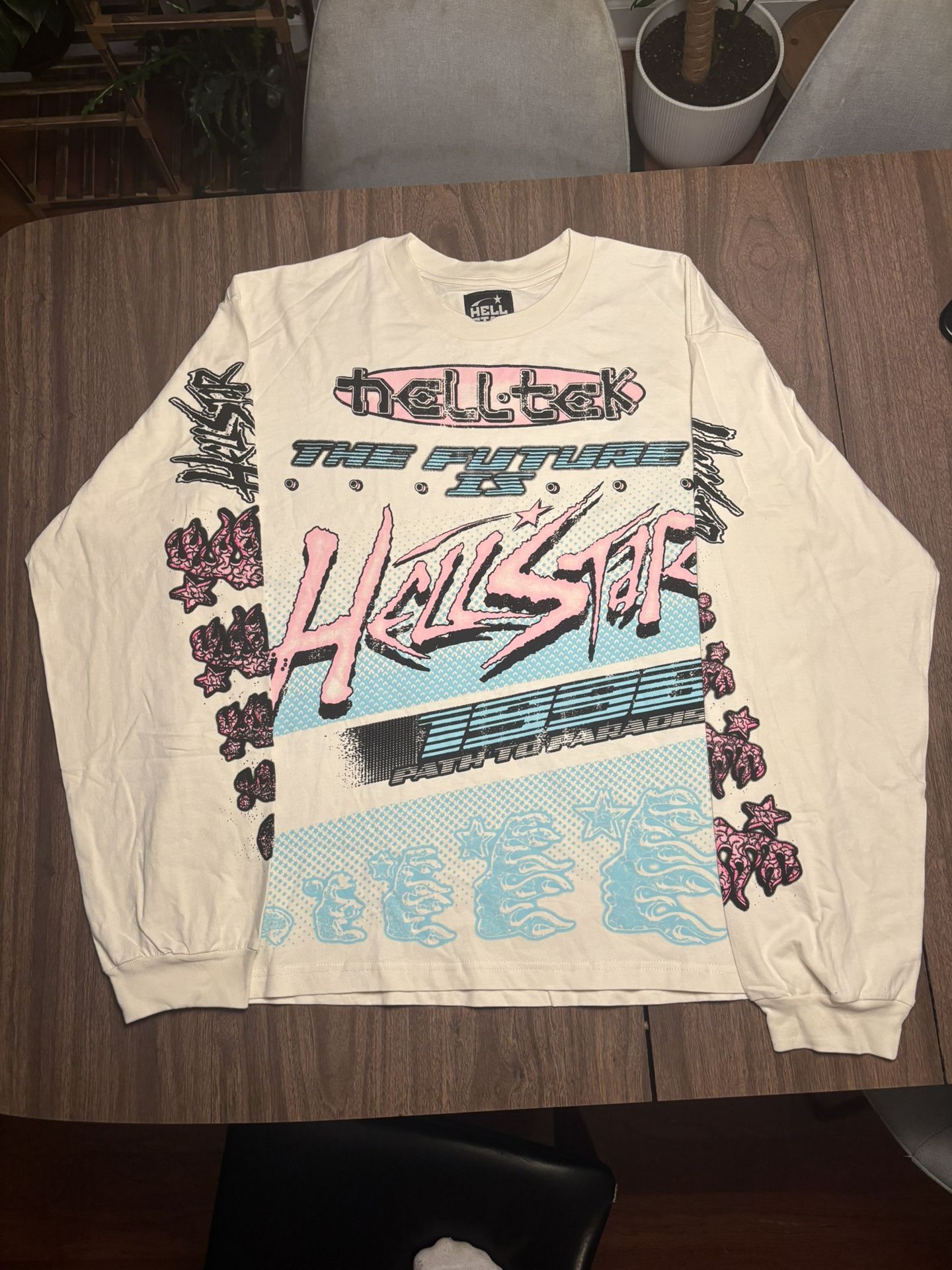 White Long Sleeved Shirt