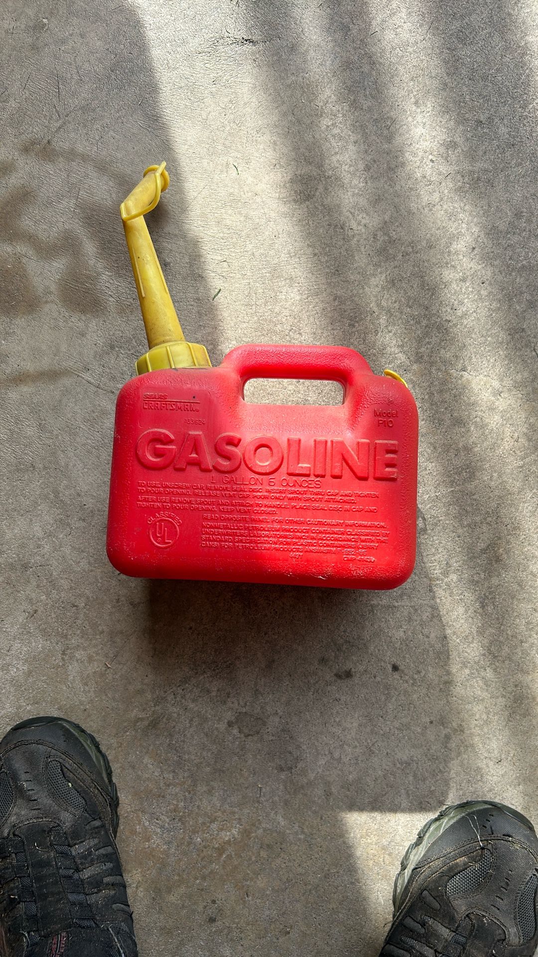 1.6 gallon gas can