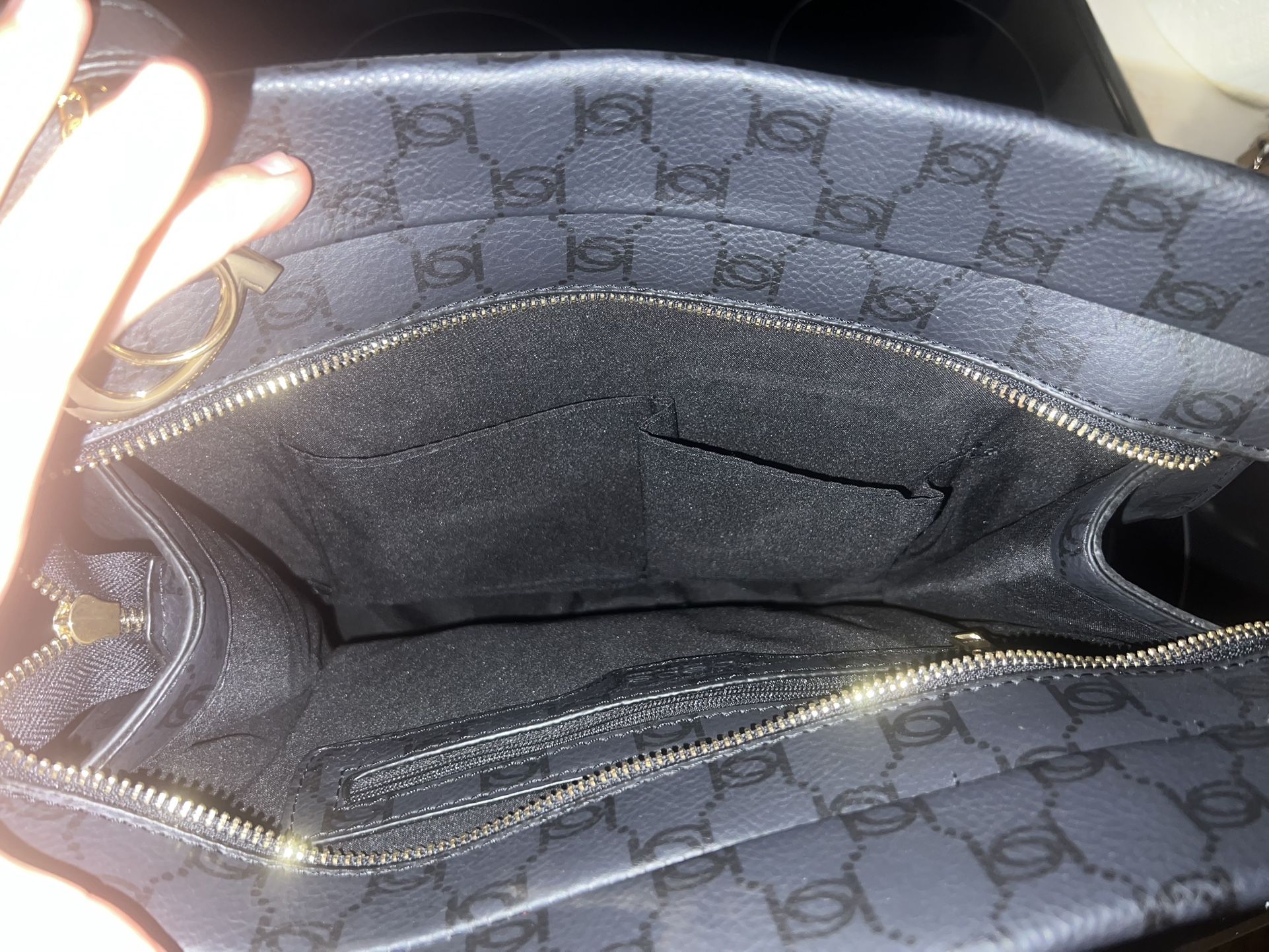 Bebe Los Angles Hand Bag