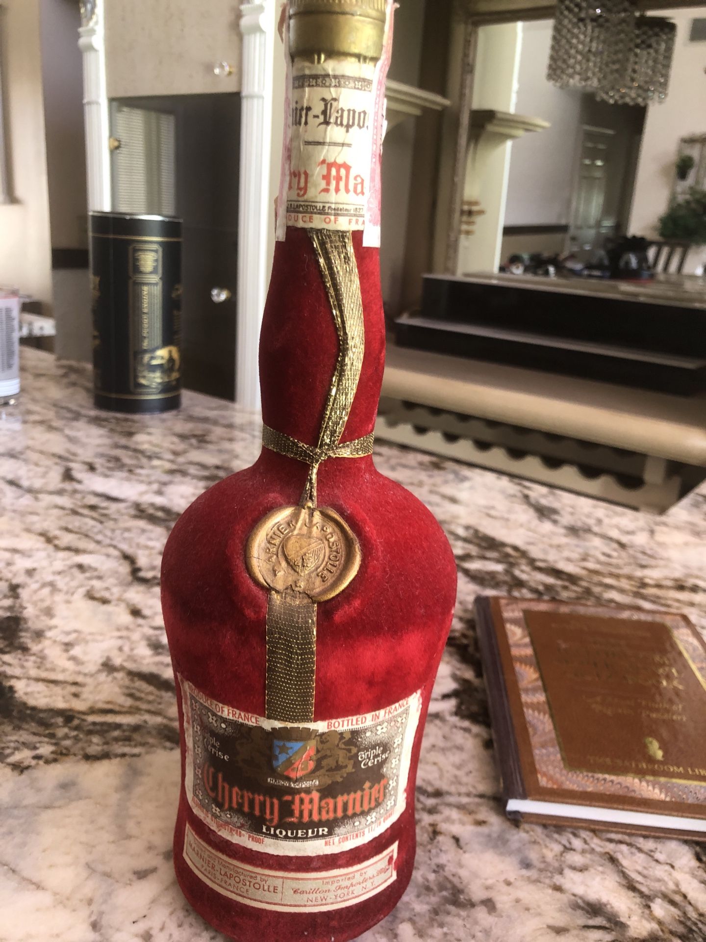 CHERRY MARNIER LIQUEUR VINTAGE/ANTIQUE BOTTLE/FRANCE for Sale in Fort ...