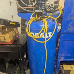 Kobalt 220V Air Compressor 