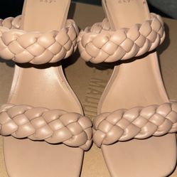 Used Heels Nude Size 8