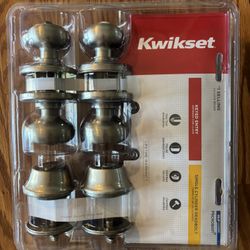 DOOR KNOBS/LOCKS - NEW