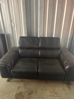 Black Leather Loveseat with Adjustable Headrests
