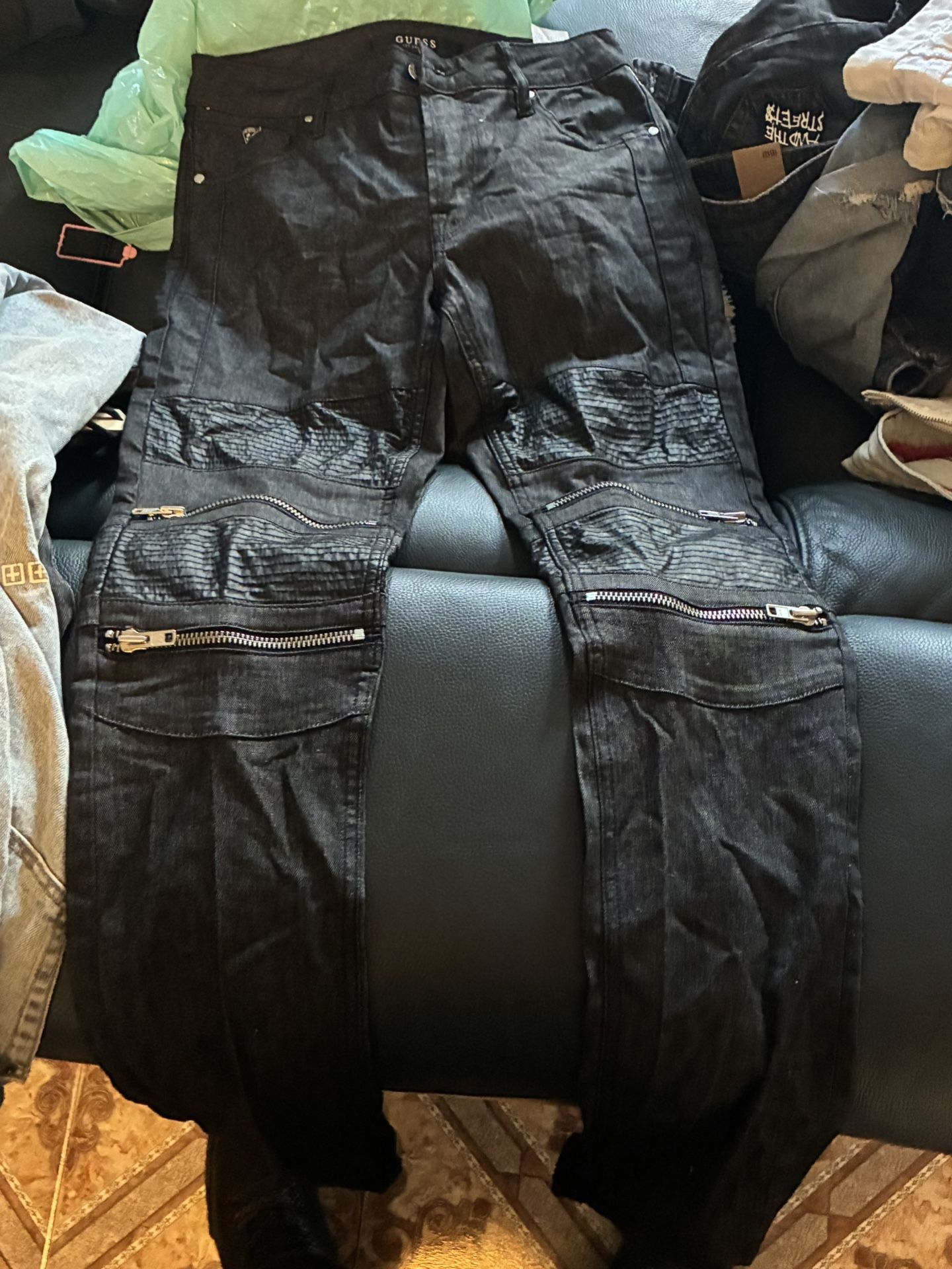 Guess Jeans