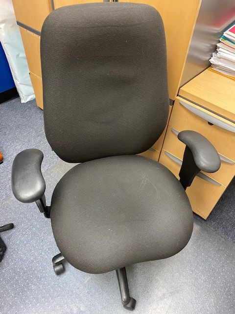 Office chairs (8)