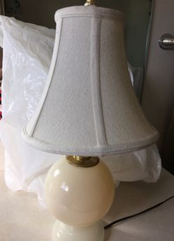 White marble based lamp