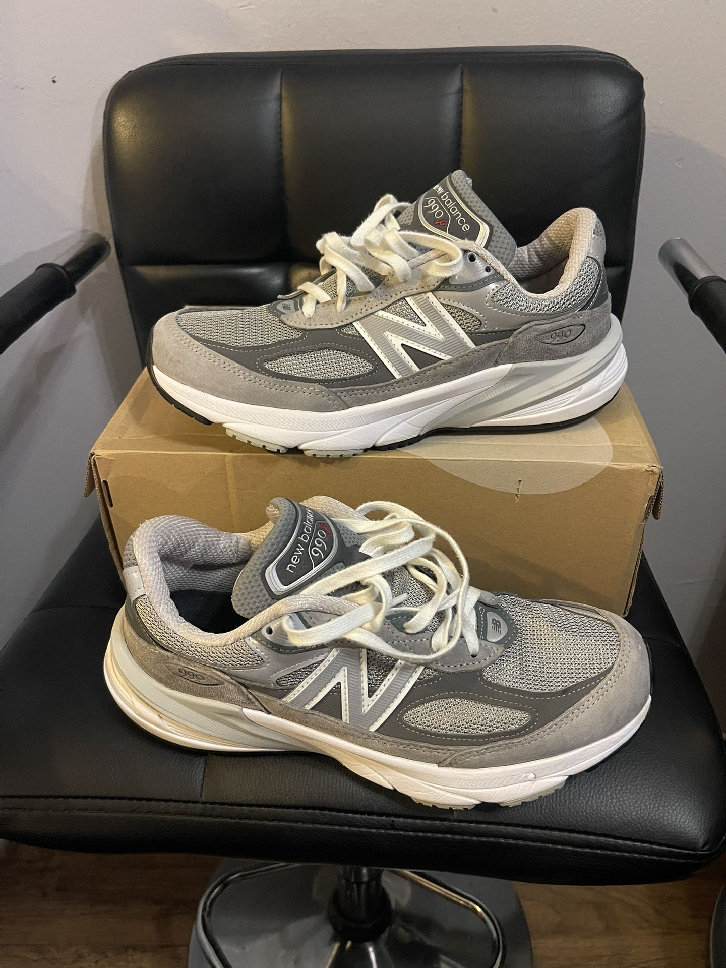 New Balance 990 Size 10D Men’s $95